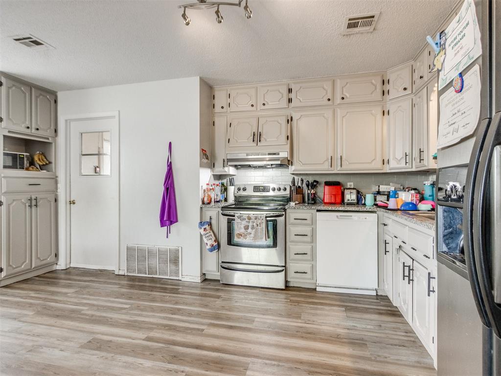 104 Oakside Drive
