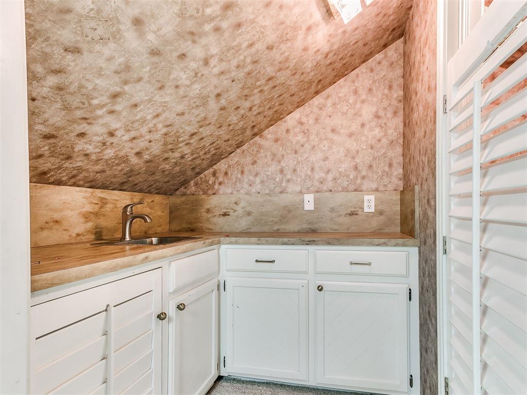 8101 Brownsville Lane