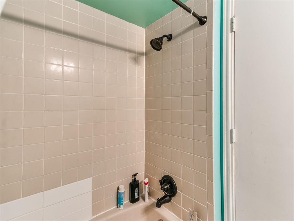 8101 Brownsville Lane