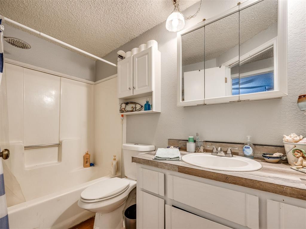 7536 NW 115th Street