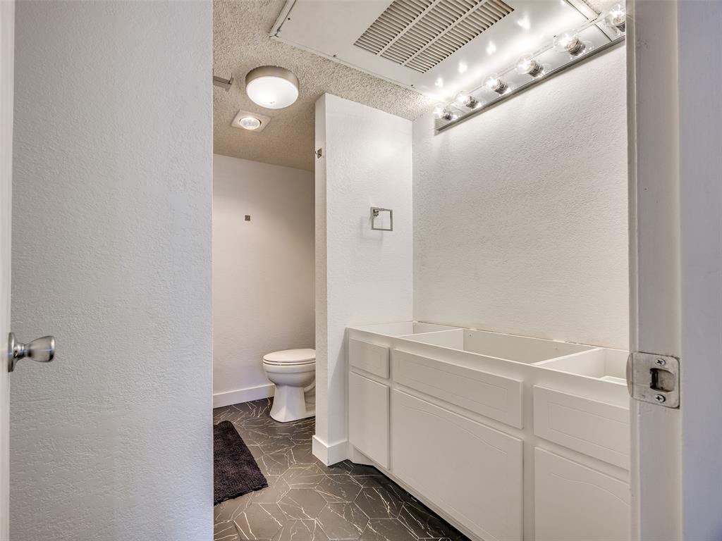 6000 N Pennsylvania Avenue Unit: 218-B