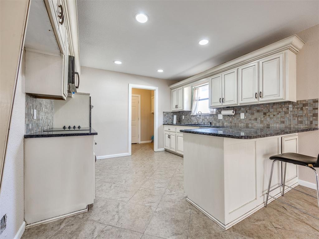 9204 Aaron Drive