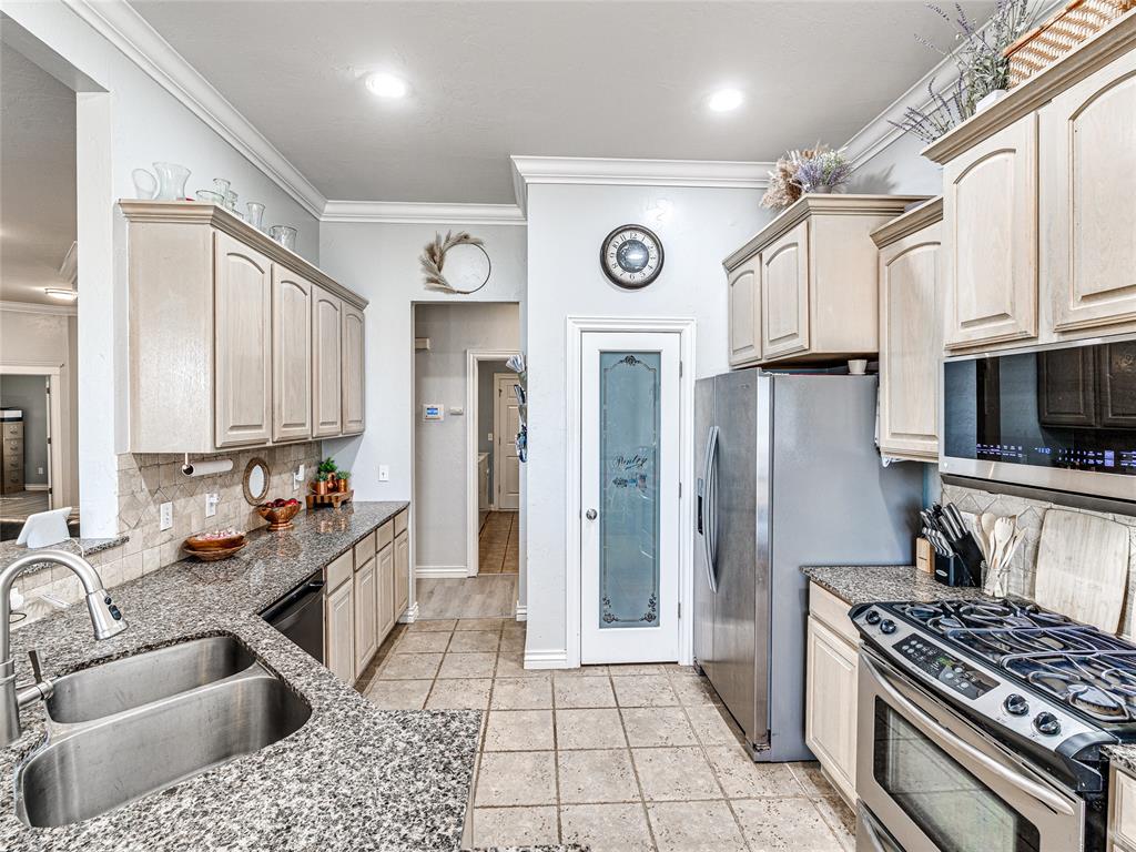 176 Cypress N.W Street