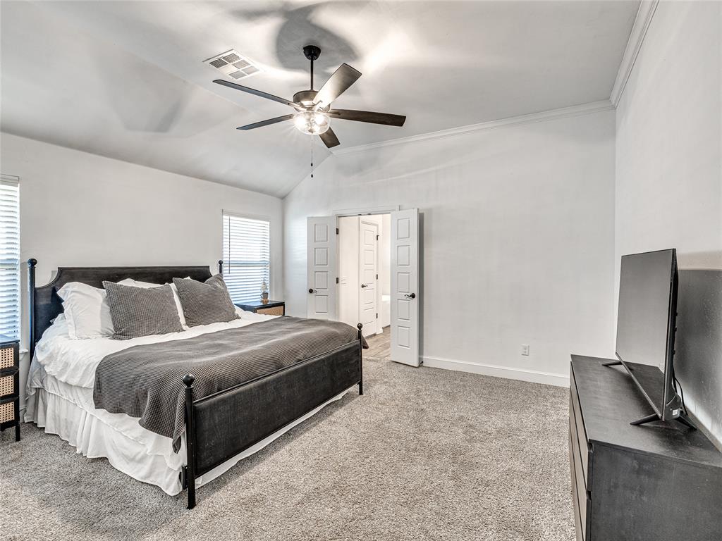 1204 N Wisteria Terrace