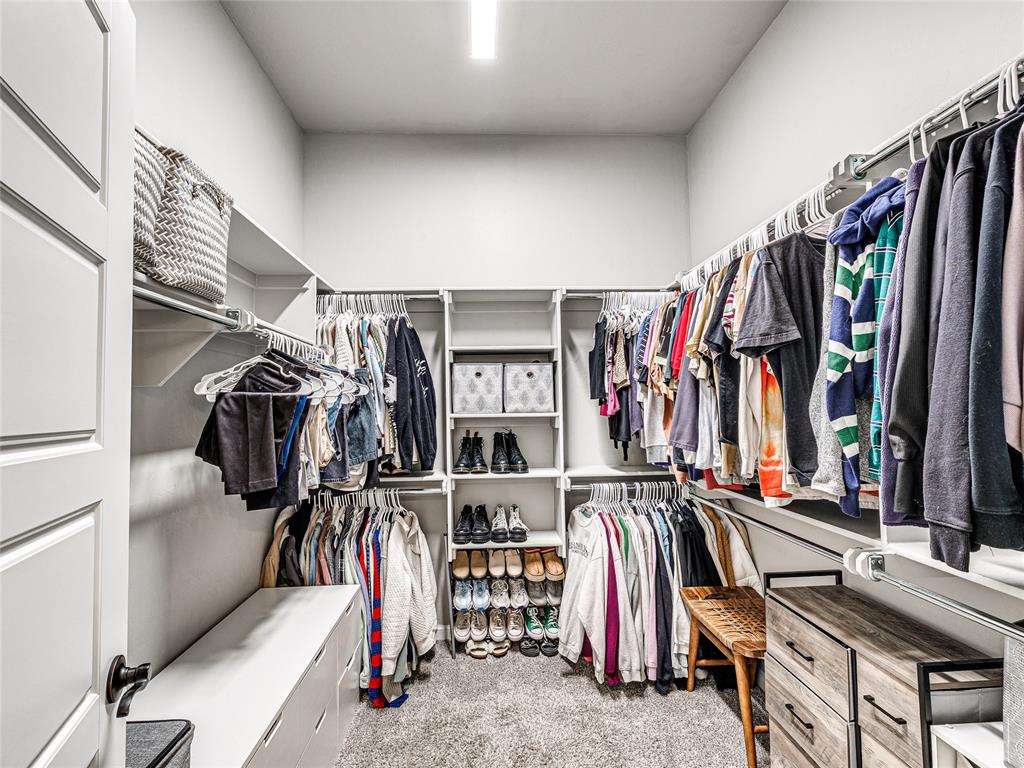 1204 N Wisteria Terrace