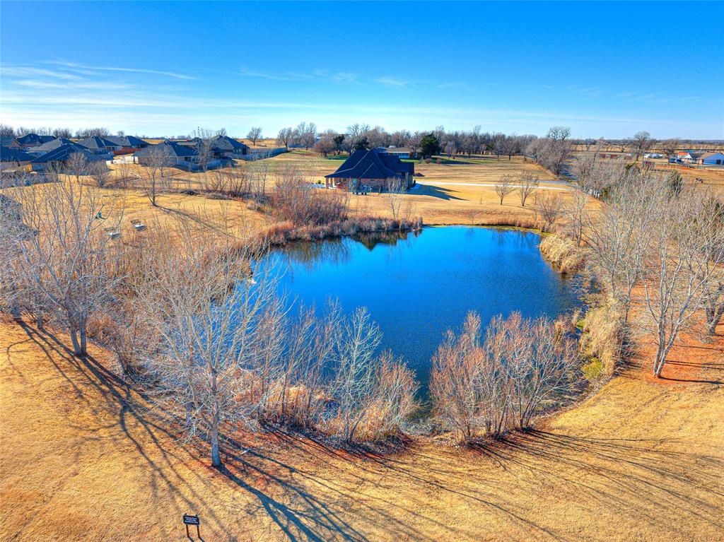 1204 N Wisteria Terrace