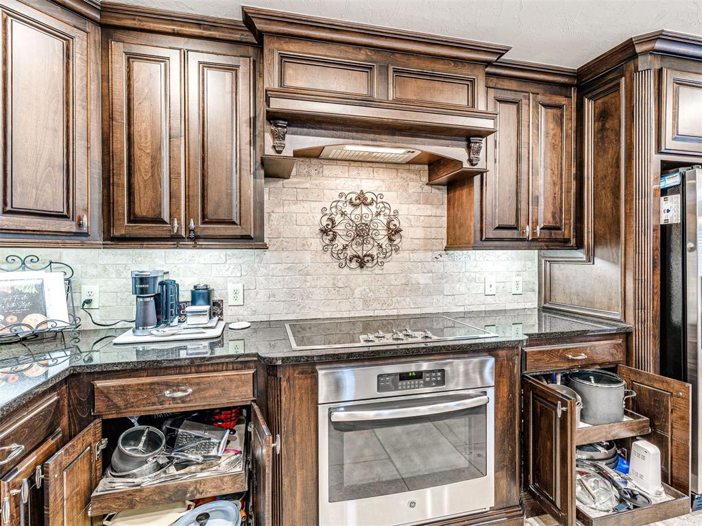 6101 Plum Thicket Road