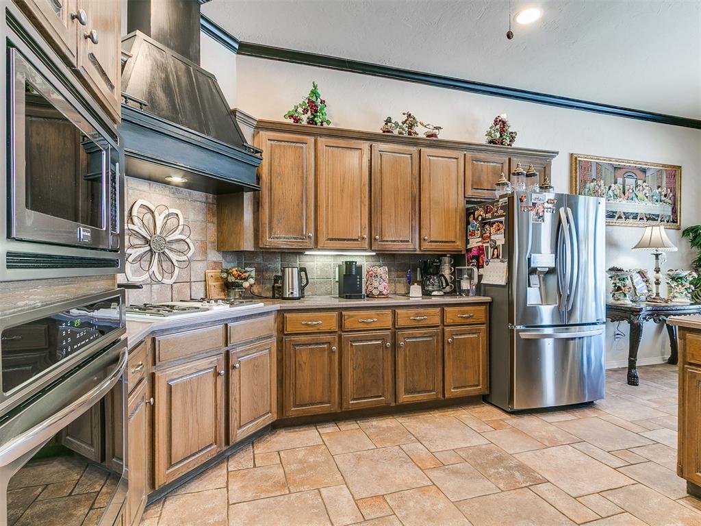 305 Hamptonridge Road