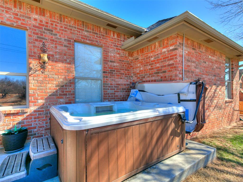 305 Hamptonridge Road