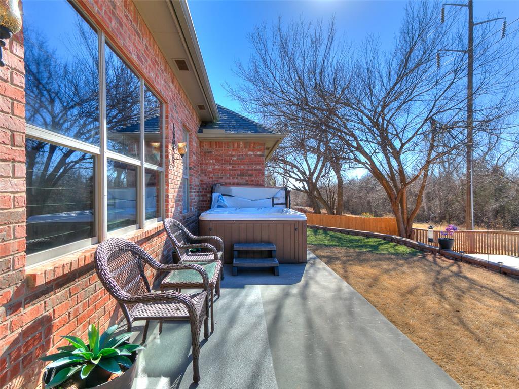 305 Hamptonridge Road