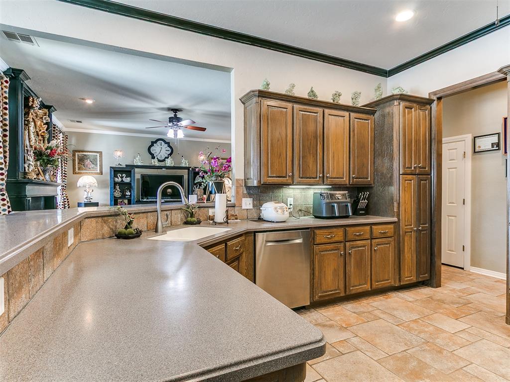 305 Hamptonridge Road