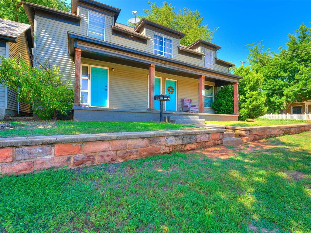 220 E Springer Avenue