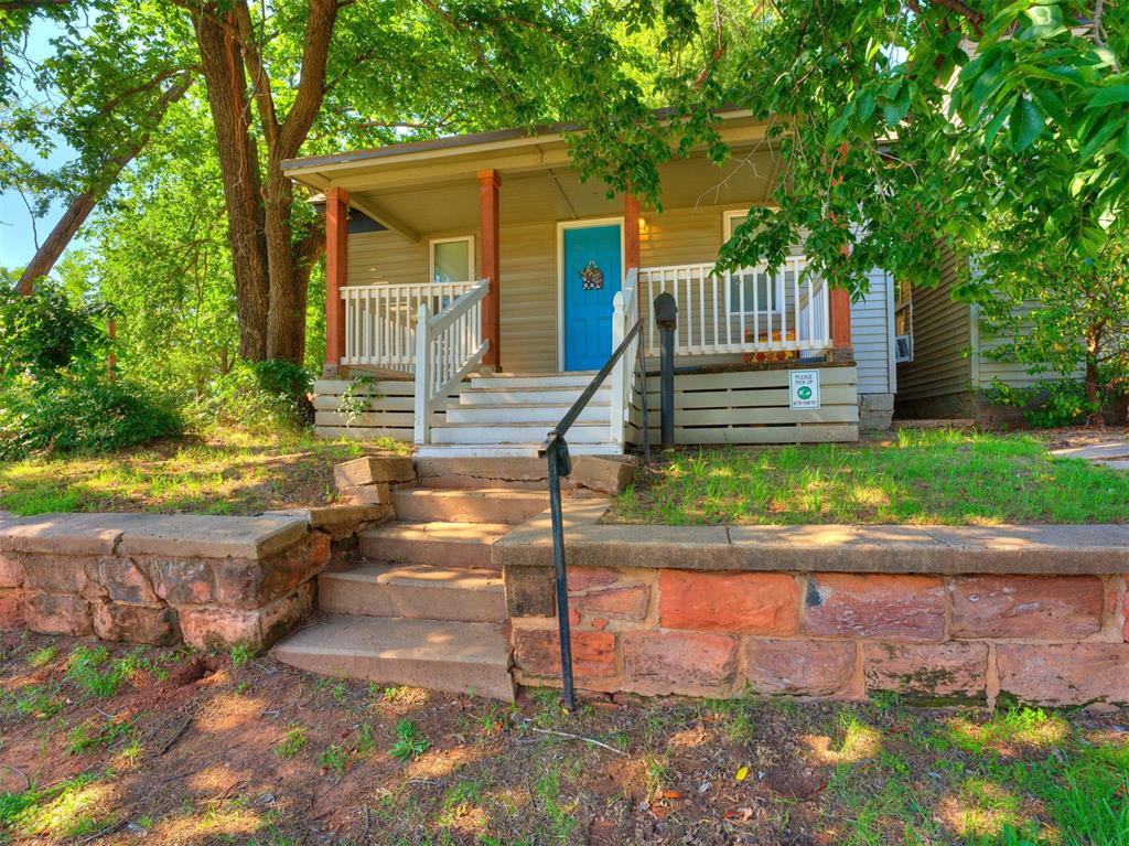 220 E Springer Avenue