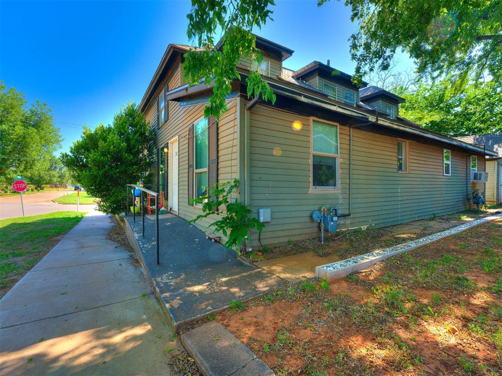 220 E Springer Avenue