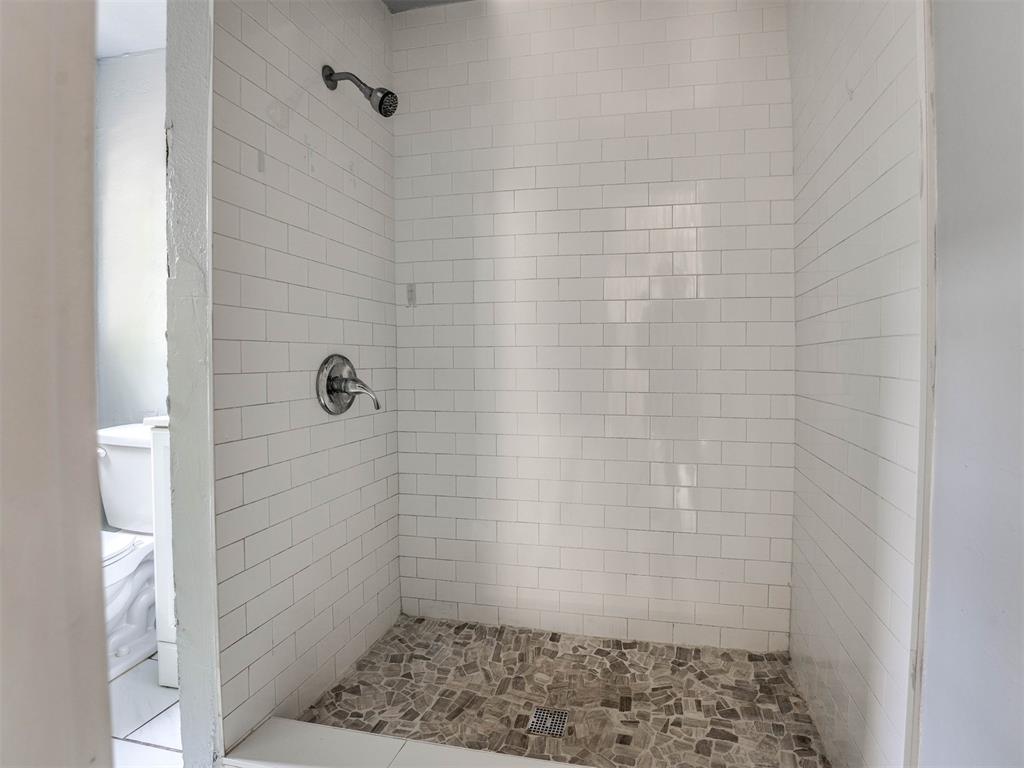 220 E Springer Avenue