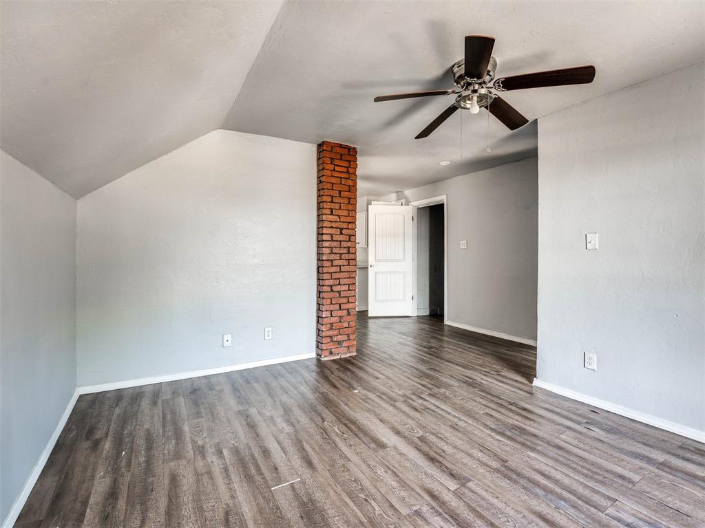 220 E Springer Avenue