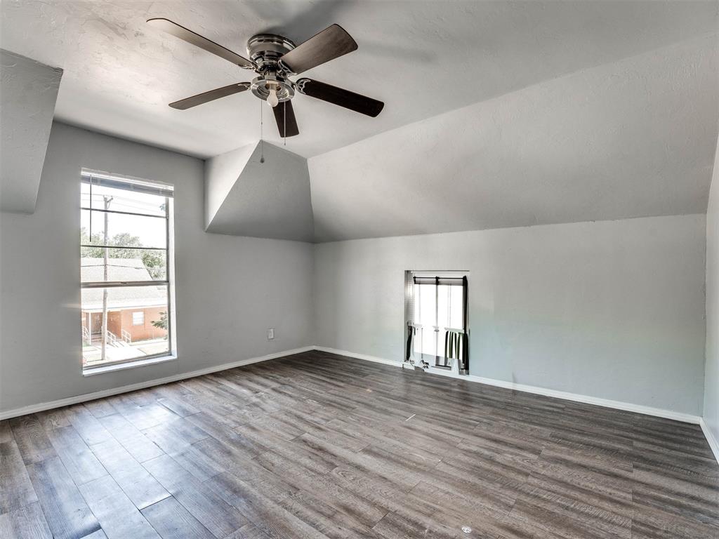 220 E Springer Avenue