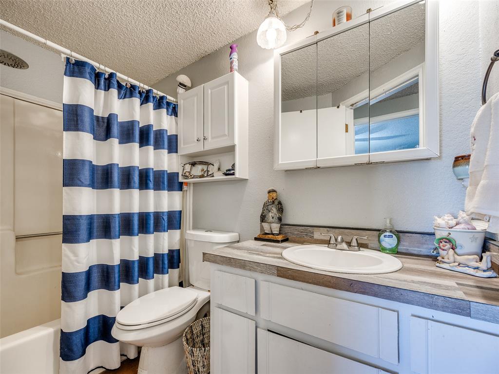 7536 NW 115th Street