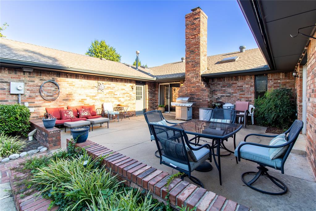 6401 Urschel Court