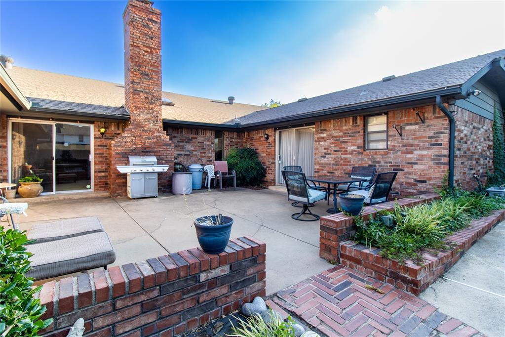 6401 Urschel Court