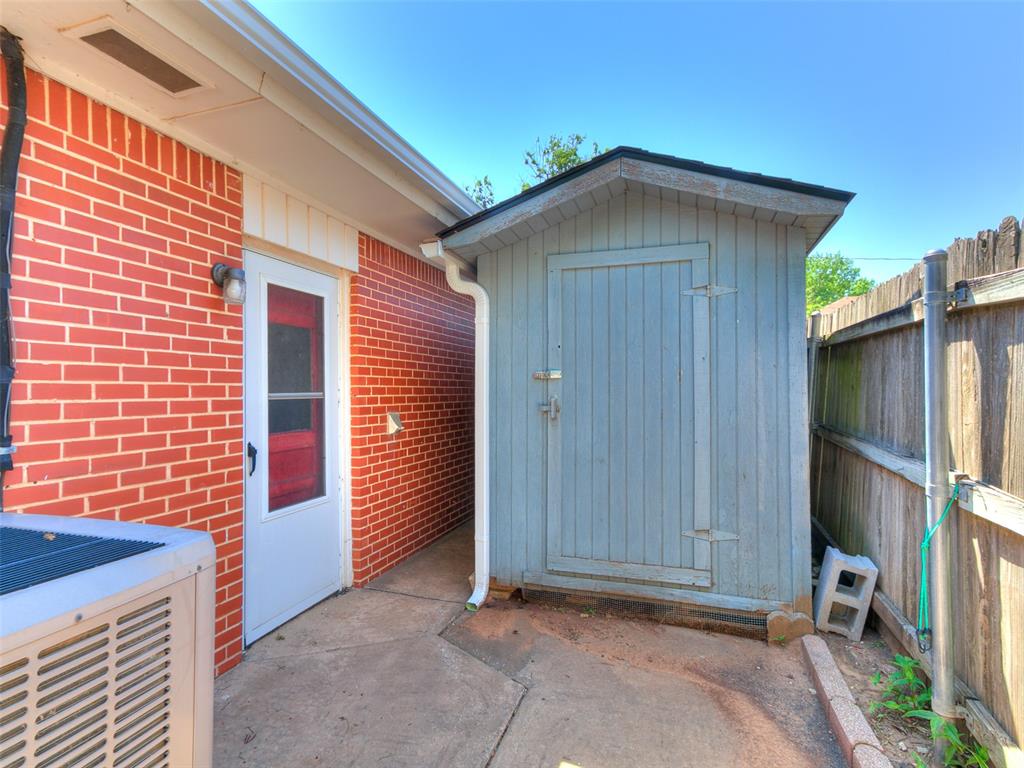 10505 Lyndon Road