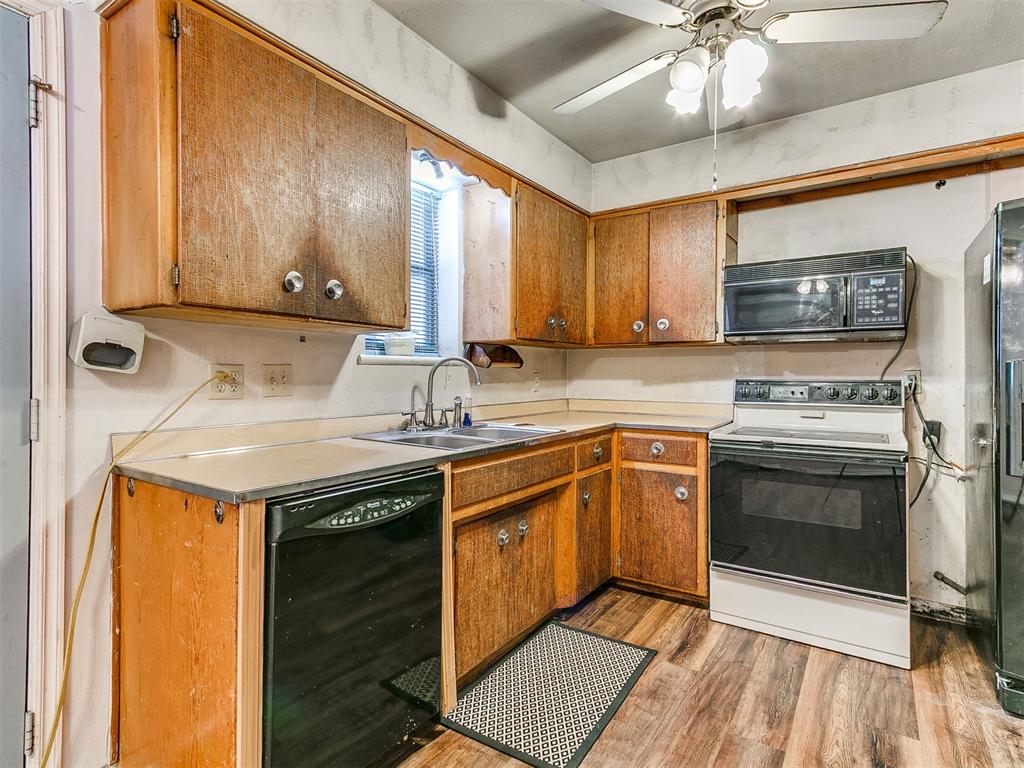 2305 Knox Drive