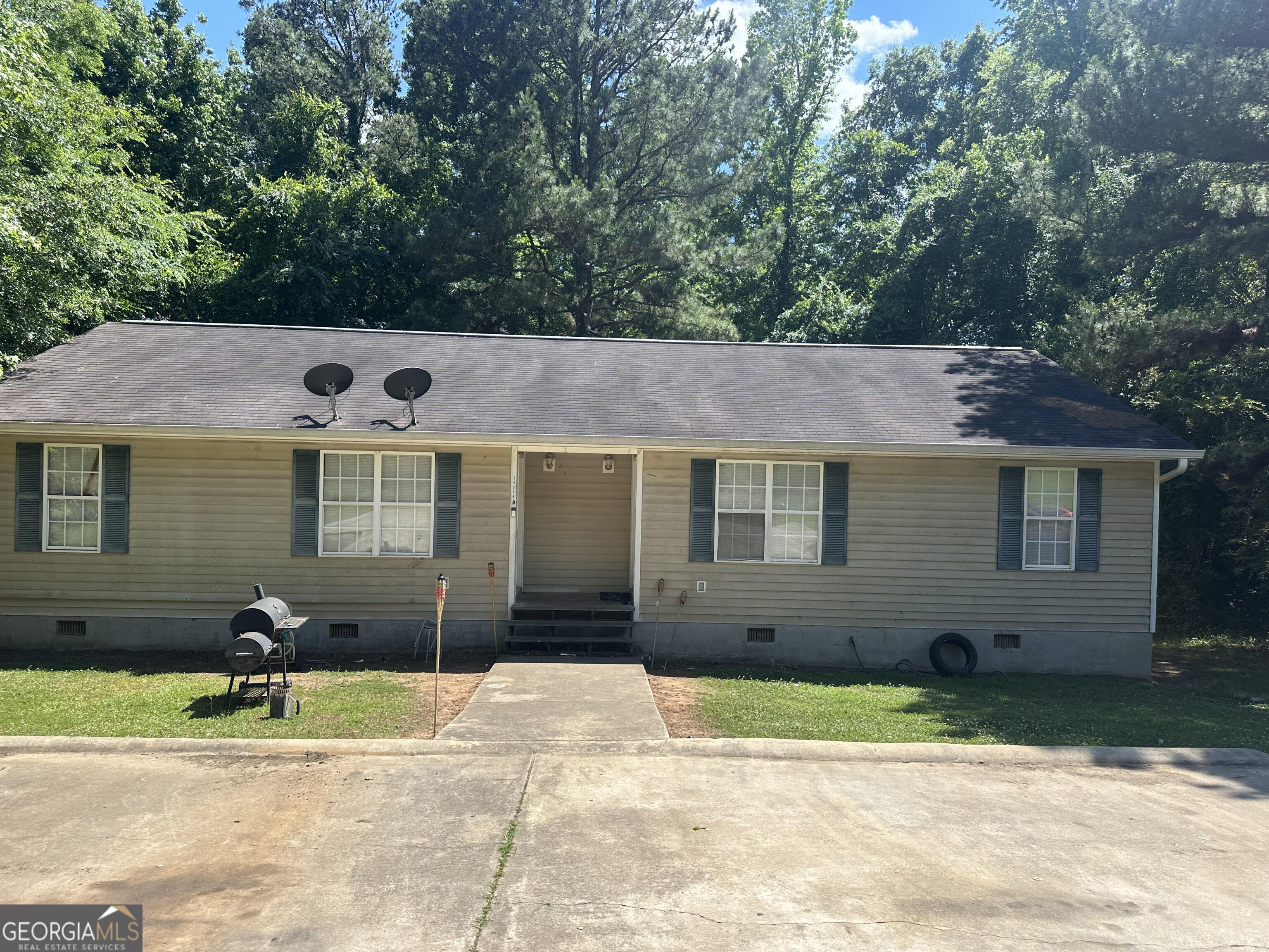2430 Grandview Drive