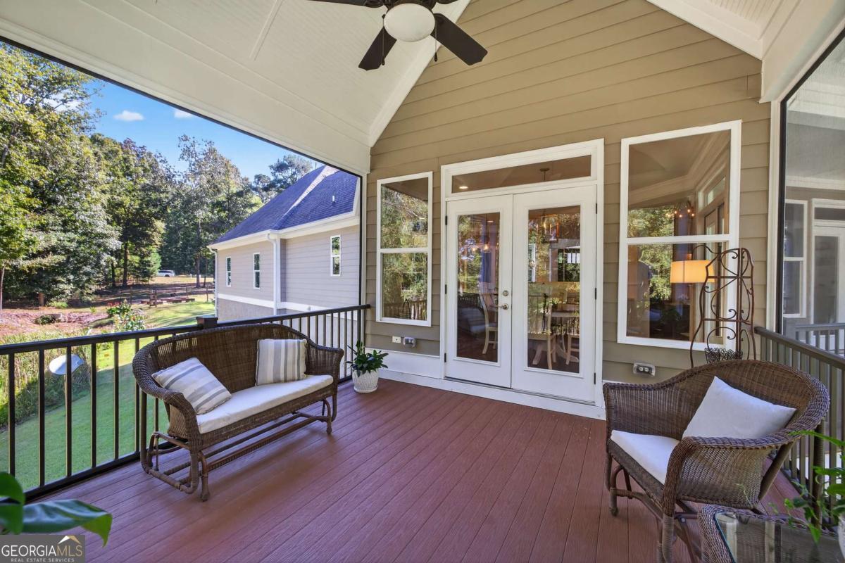 1230 Sailview Drive