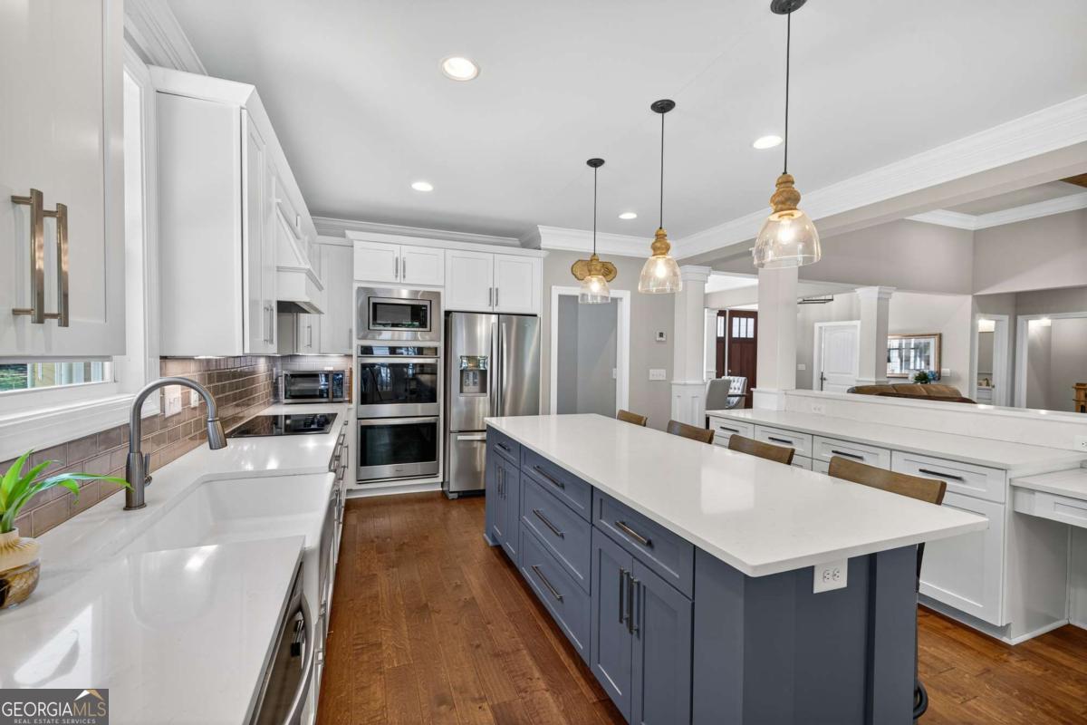 1230 Sailview Drive