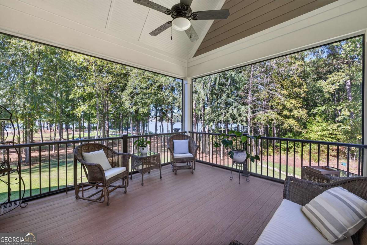 1230 Sailview Drive