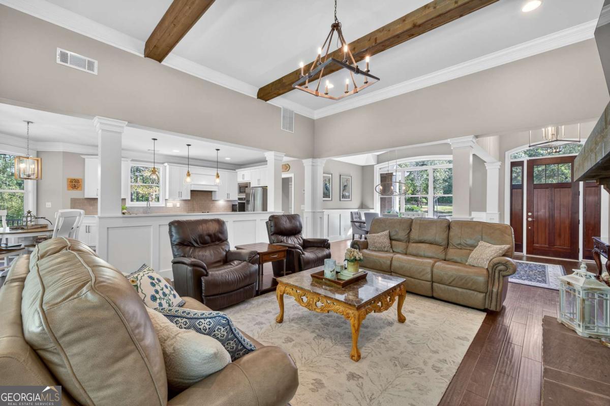 1230 Sailview Drive