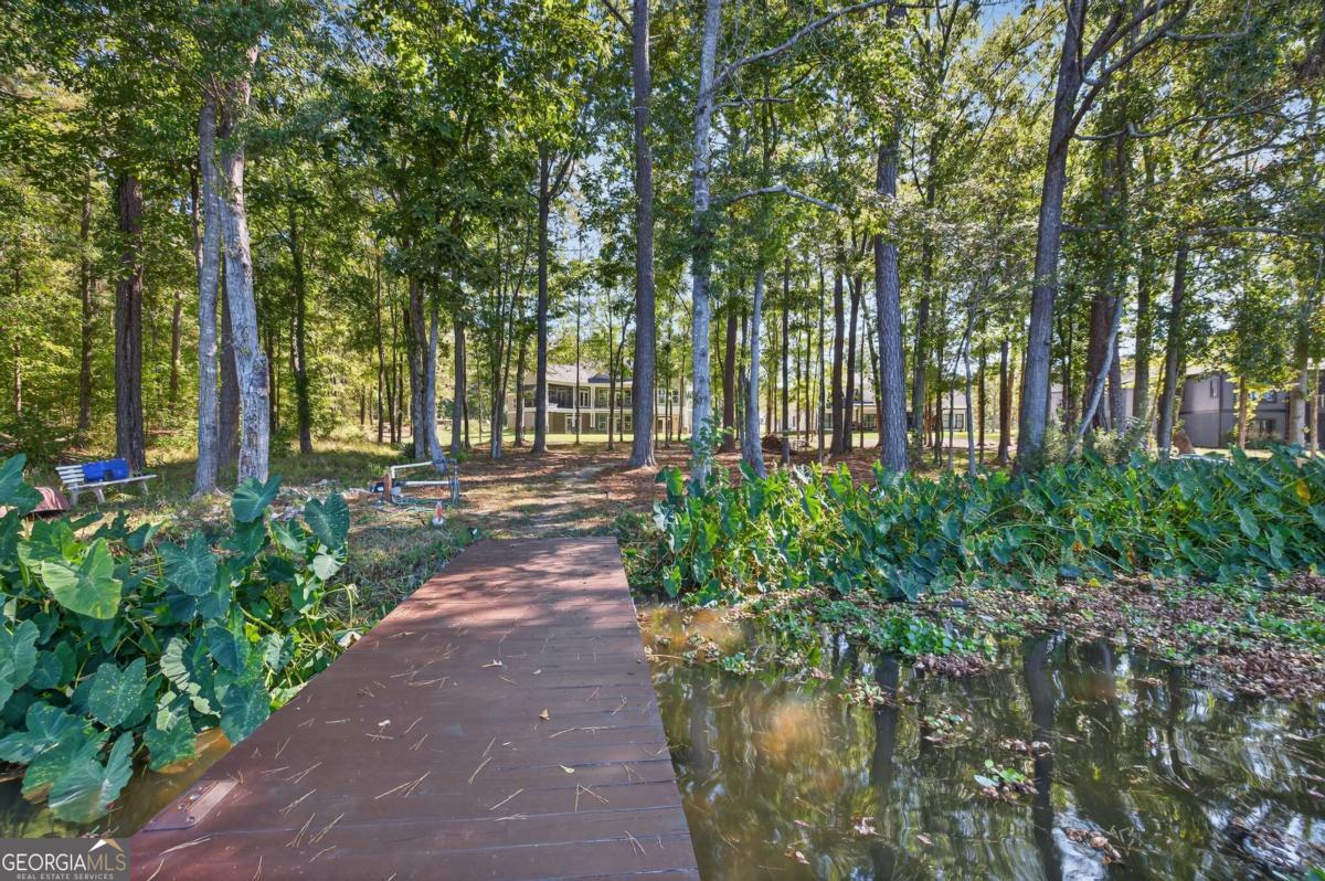 1230 Sailview Drive