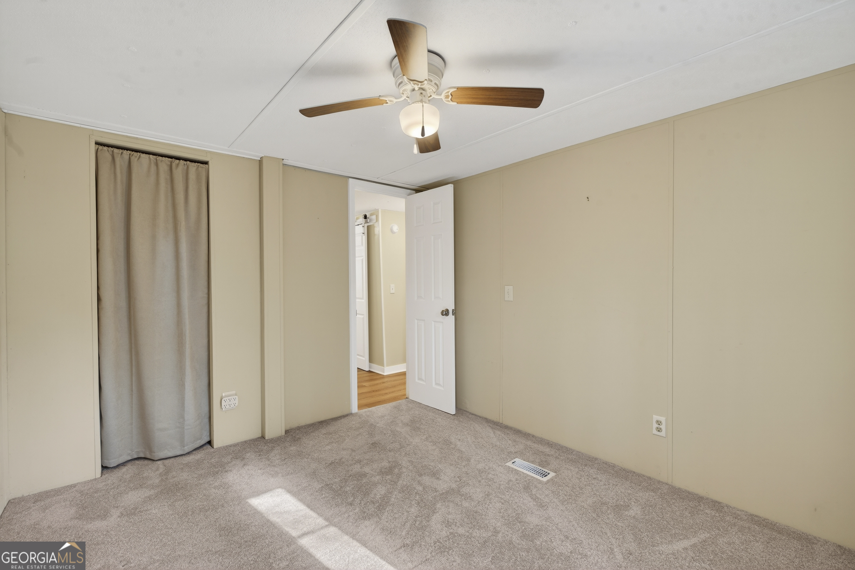 163 Edgewater Drive