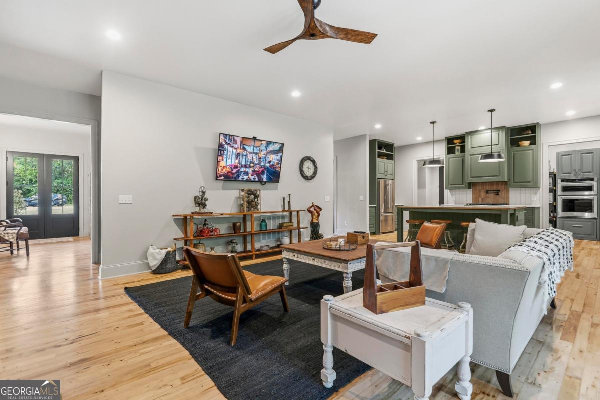 141 Pearl Moon Drive
