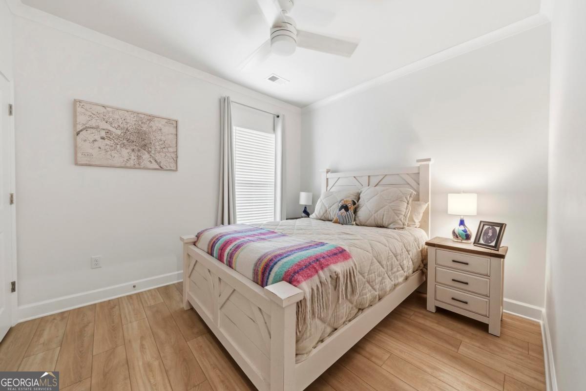1020 Lake Terrace Bend