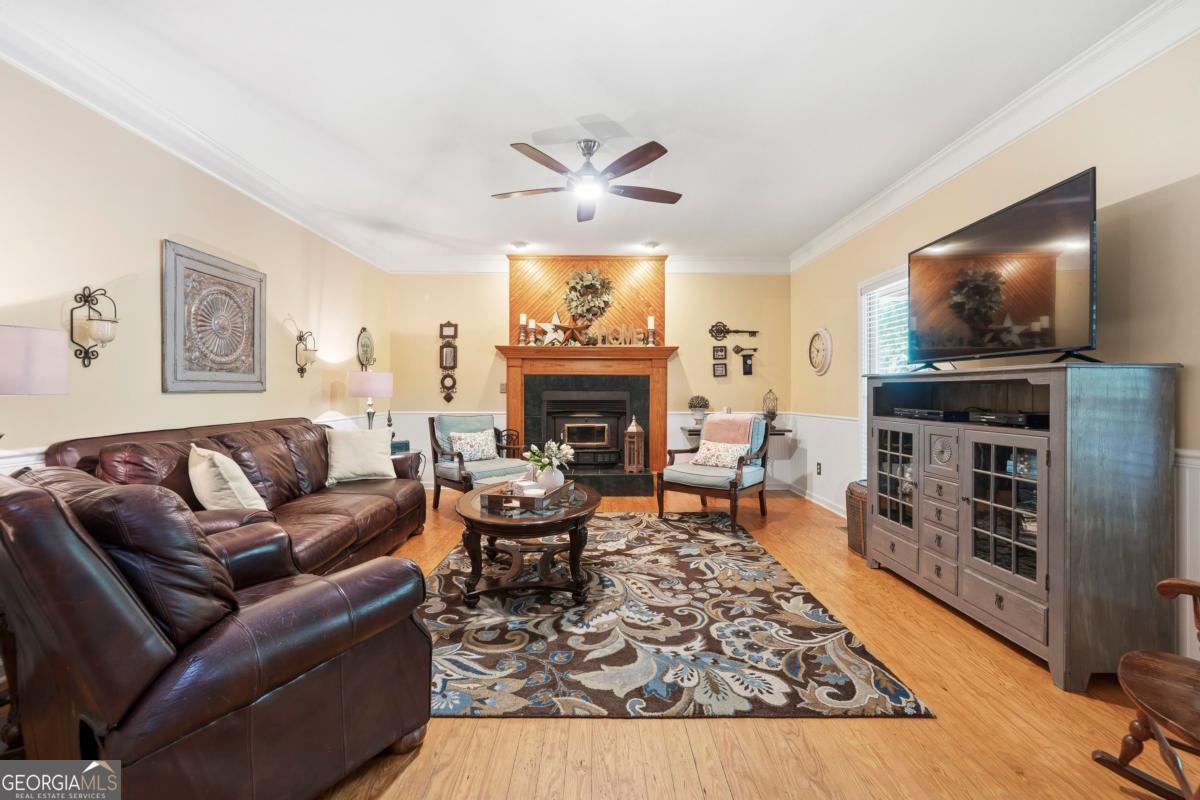 206 Admirality Way