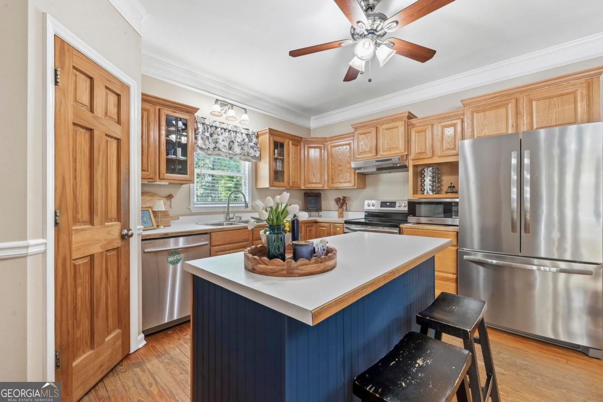 206 Admirality Way