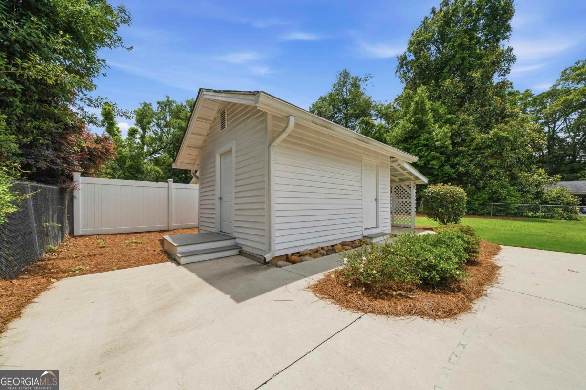 101 Dogwood Lane