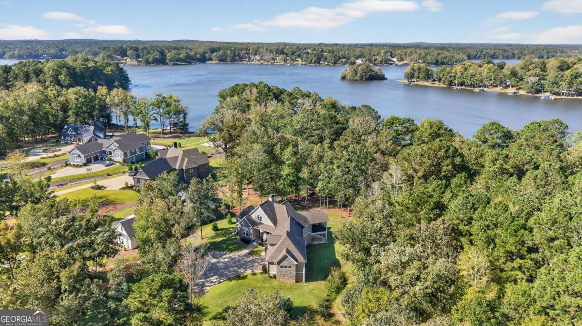 1230 Sailview Drive