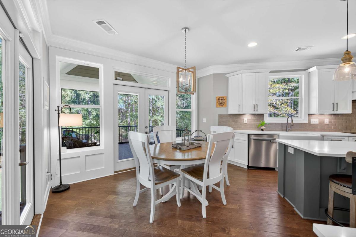 1230 Sailview Drive