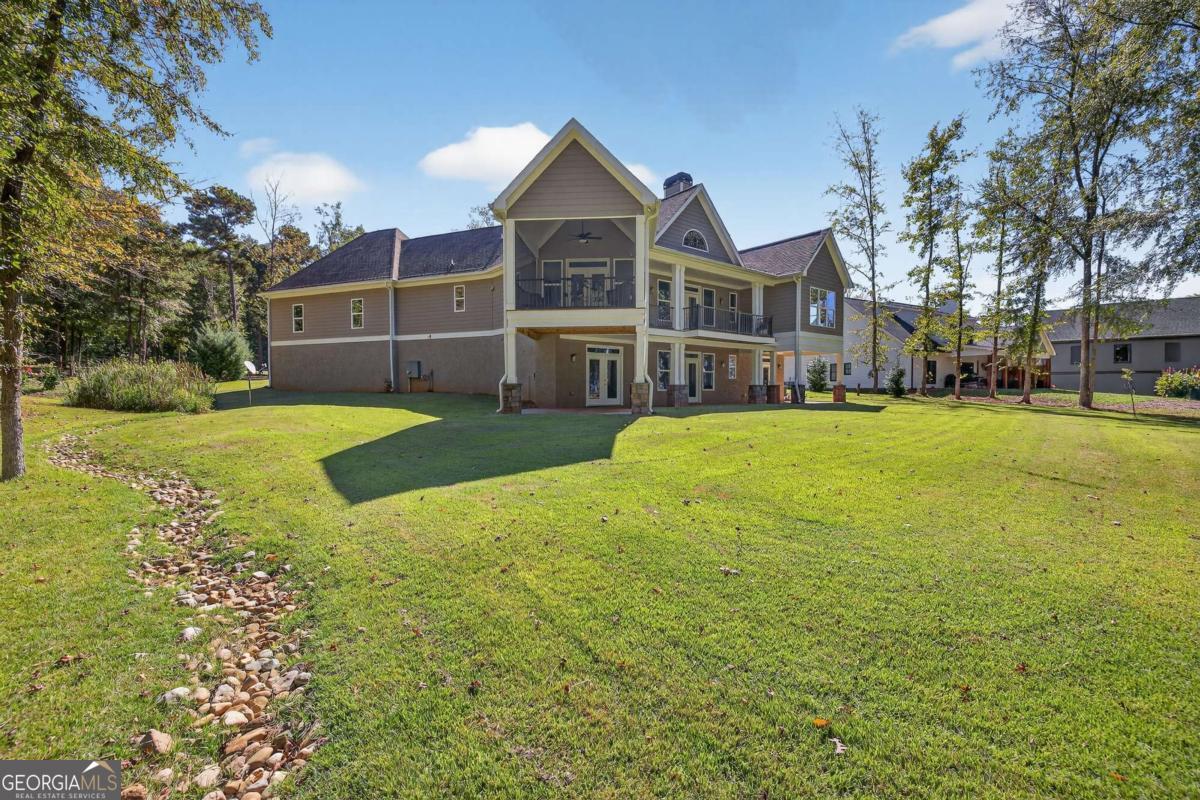 1230 Sailview Drive