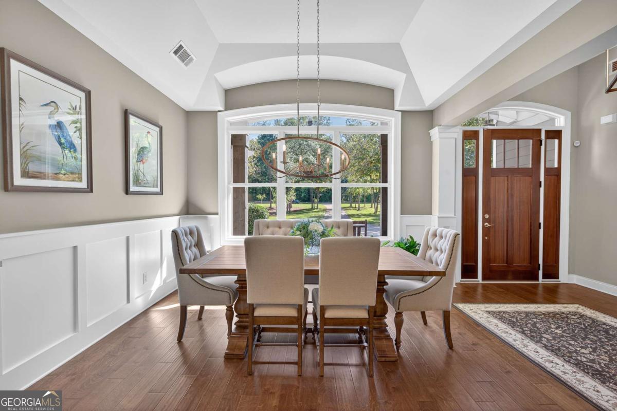 1230 Sailview Drive