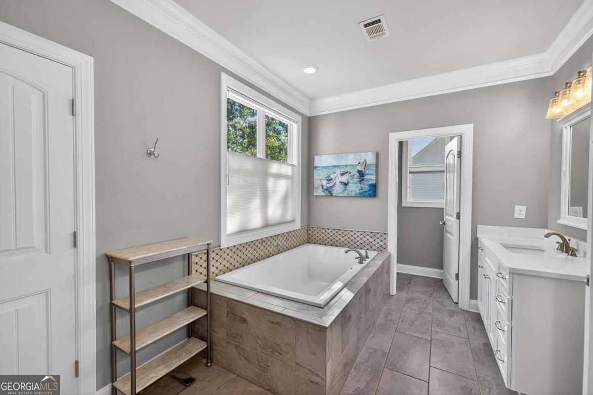 1230 Sailview Drive