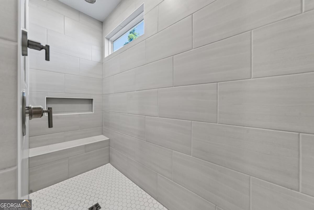 1403 Canoe Drive