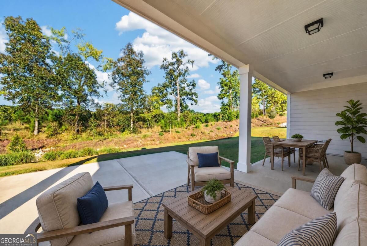 1403 Canoe Drive
