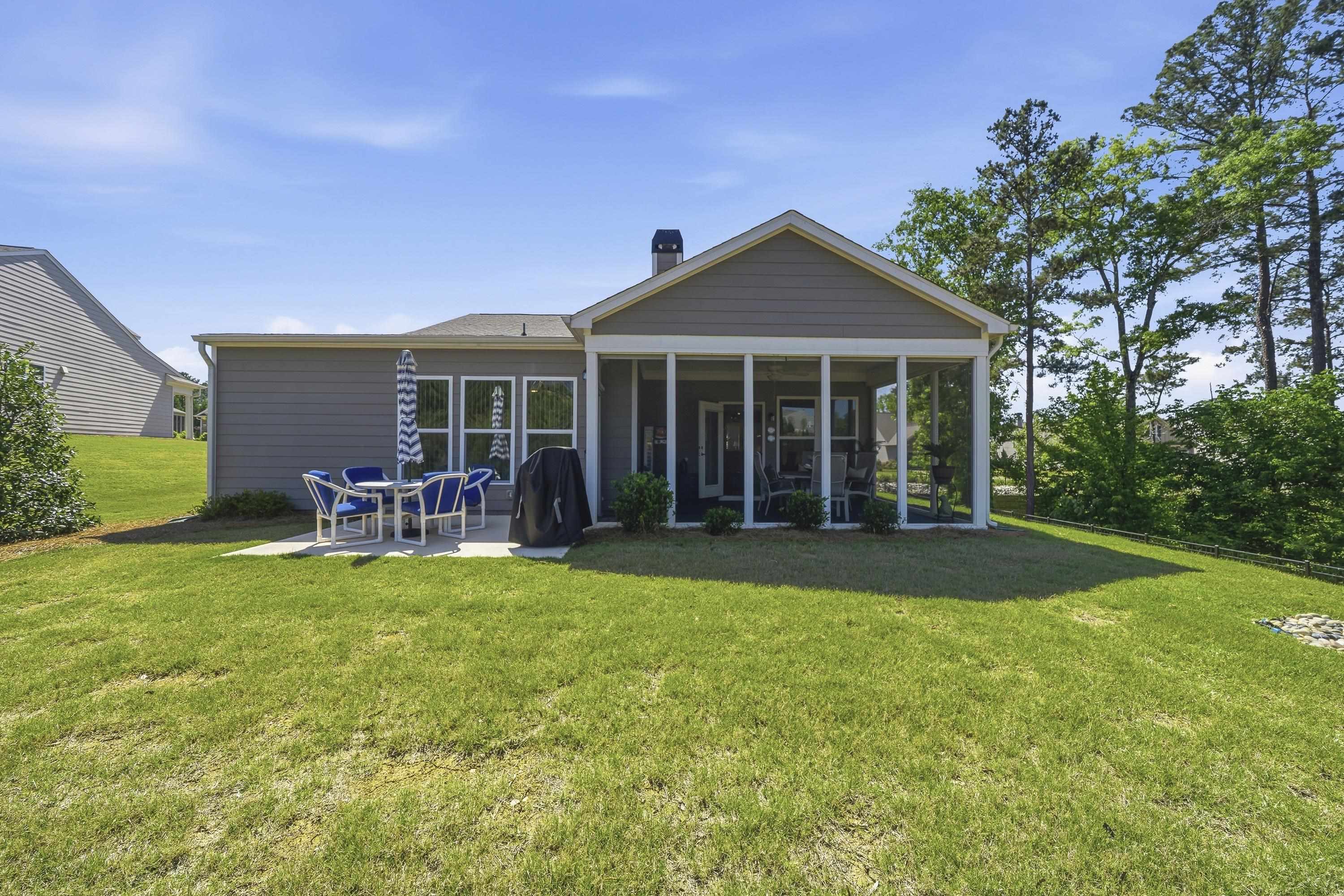 1101 LITTLE SHOALS RD