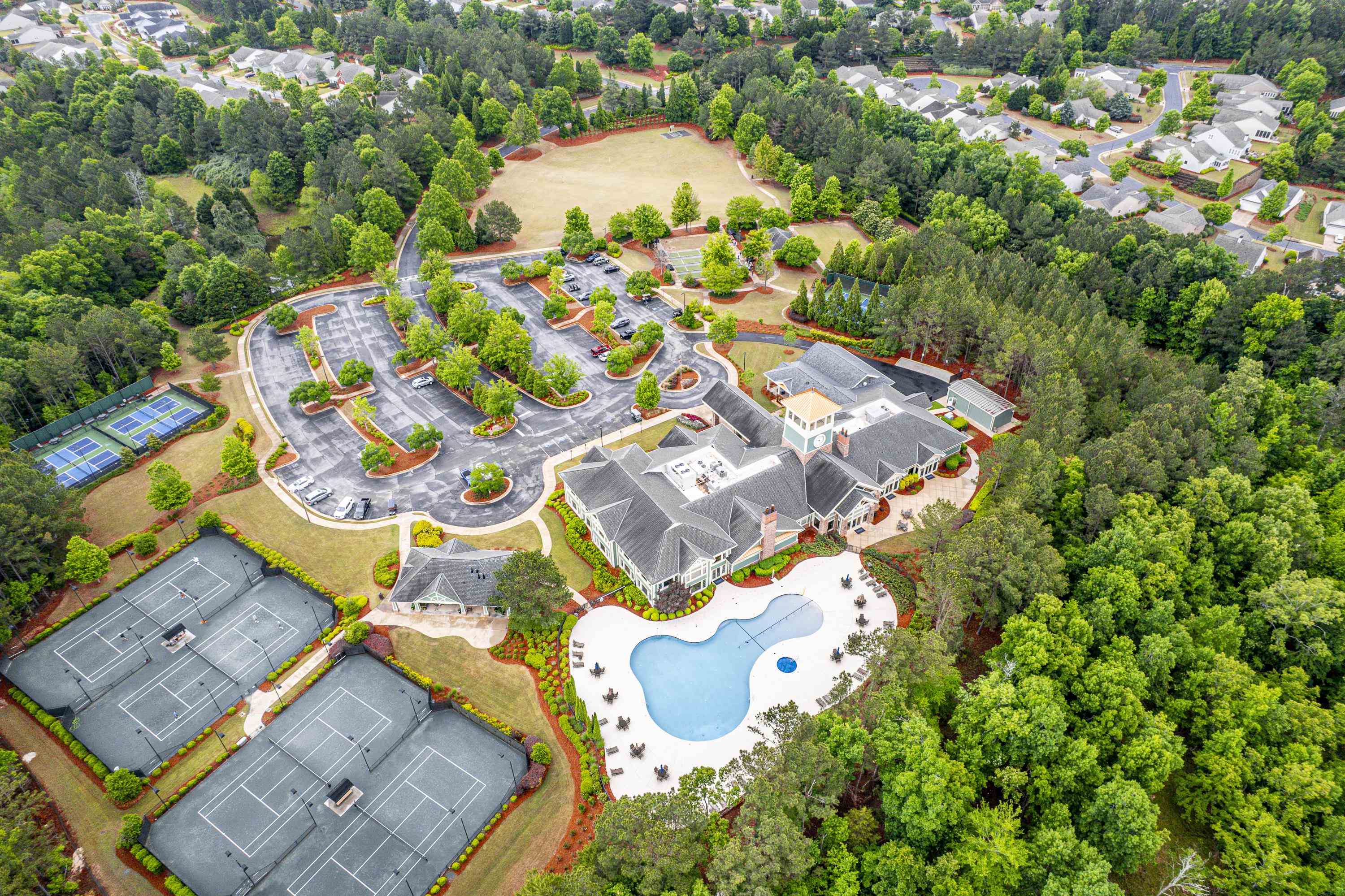 1081 SOUTHWOOD WAY