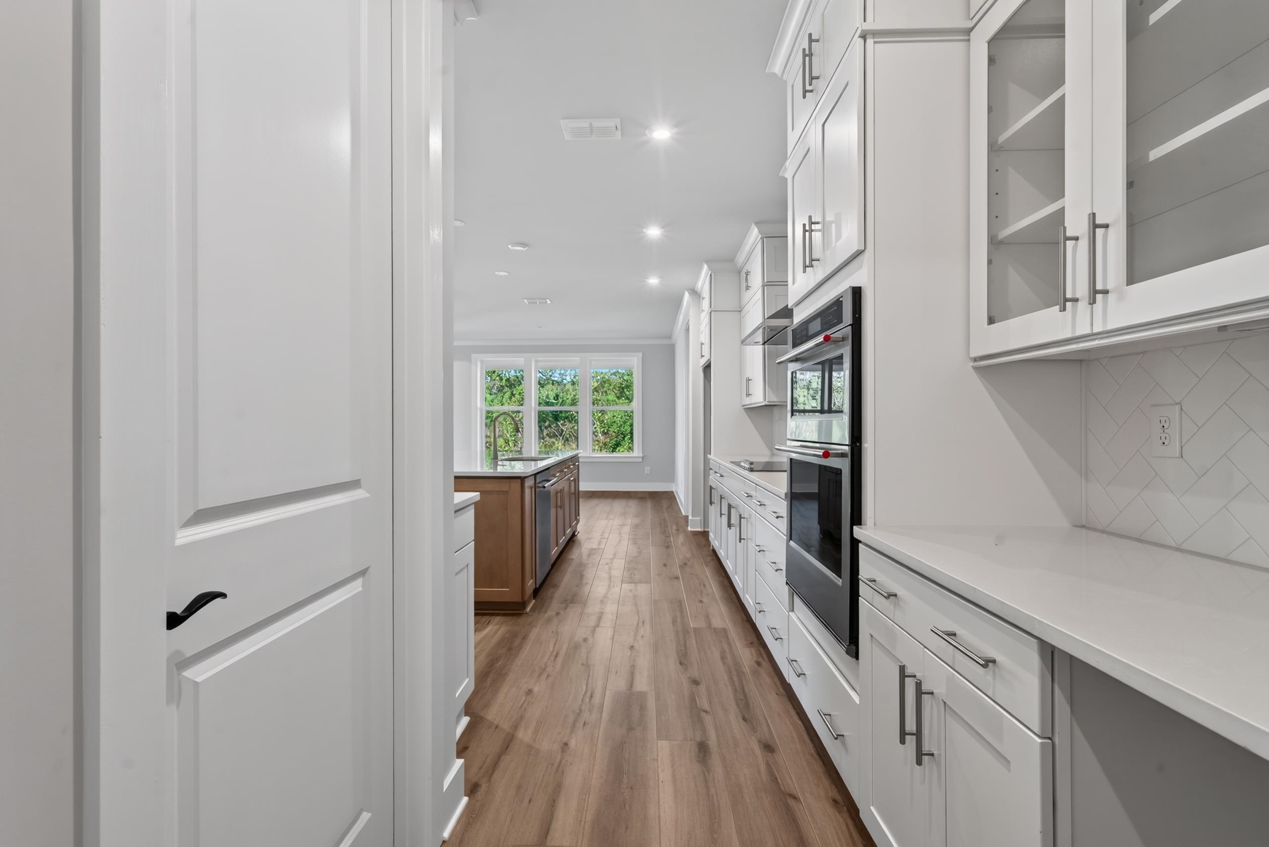 1403 CANOE DRIVE