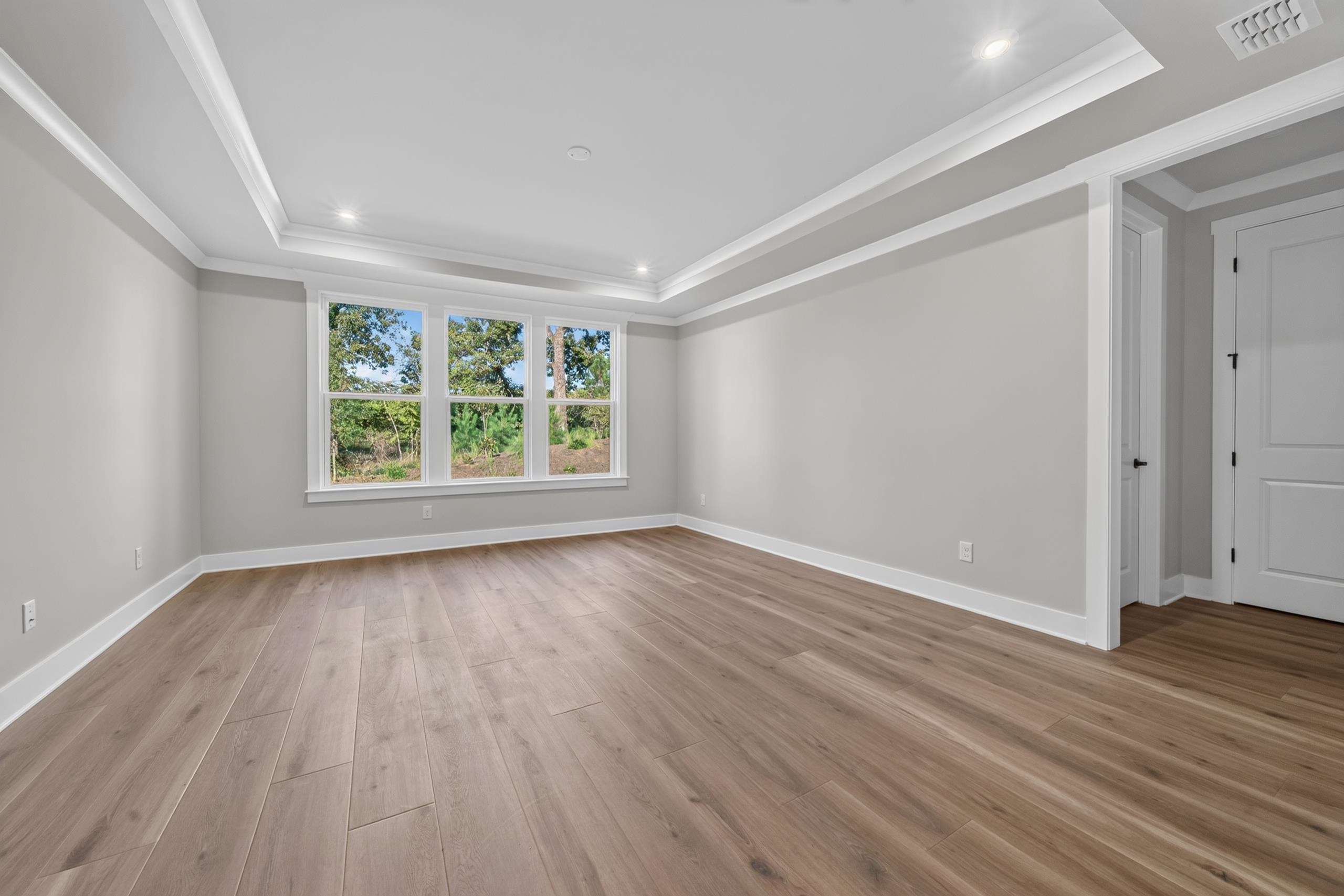 1403 CANOE DRIVE