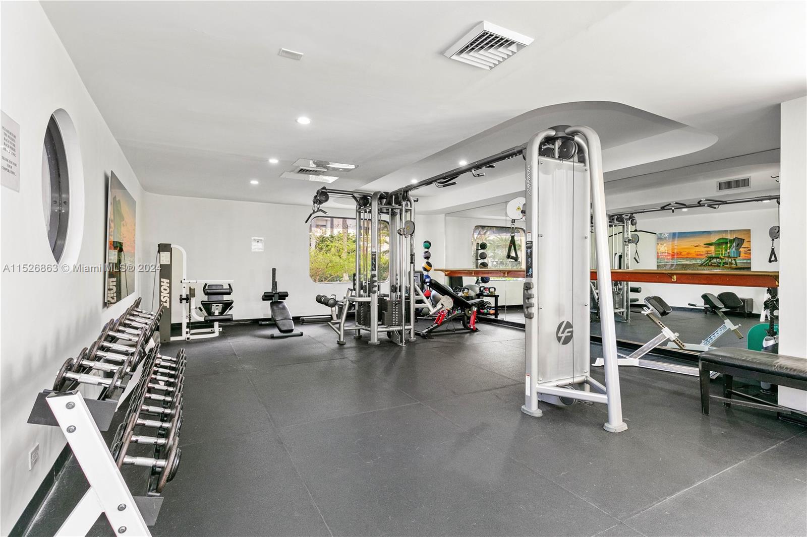 20191 E Country Club Dr # 1106